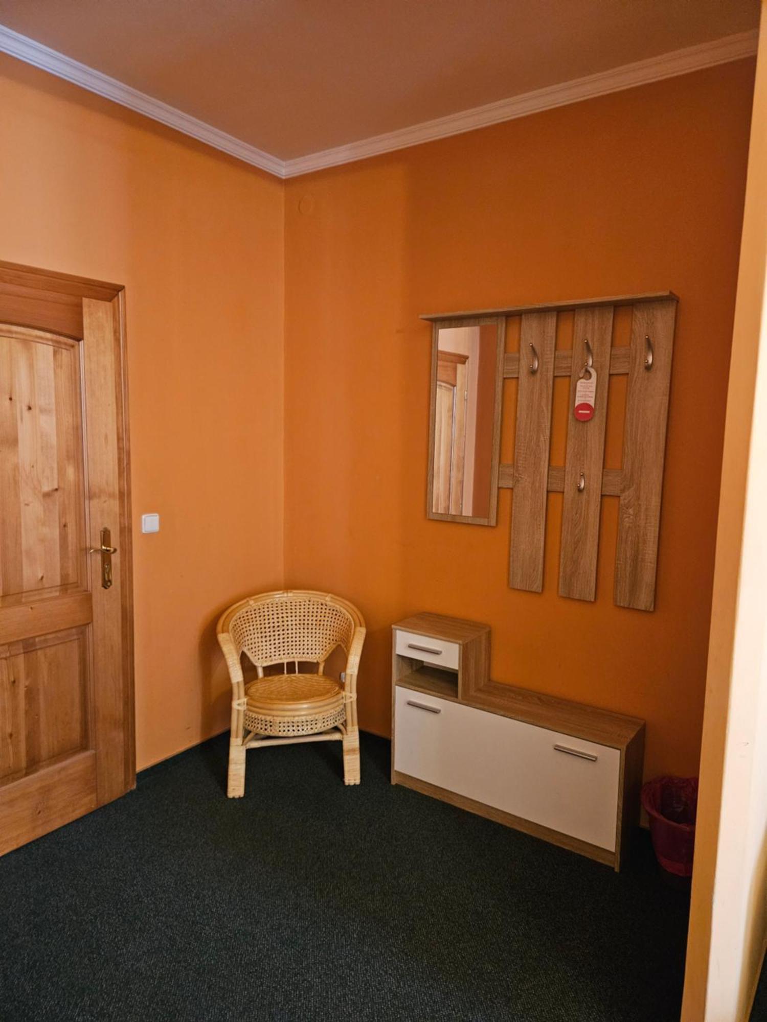 Hotel Barbarossa Хеб Екстериор снимка